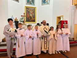 499714117 677388074925431 n